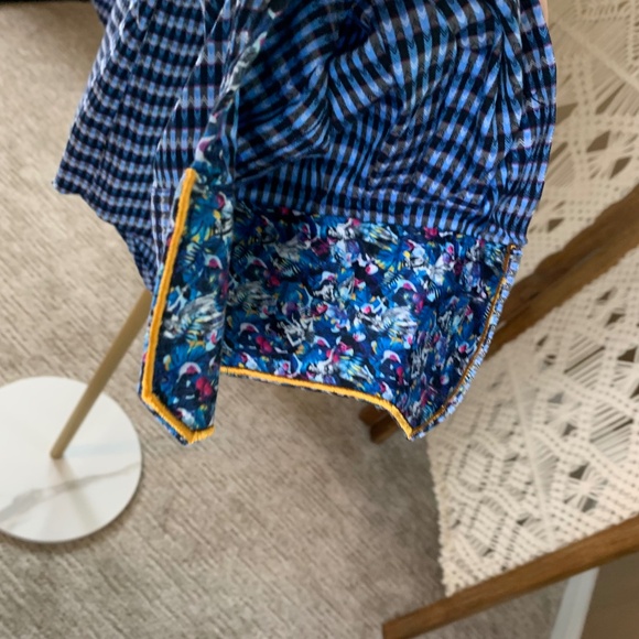 Robert Graham Blue Button-Up tropical flip cuff print Large - Picture 4 of 9